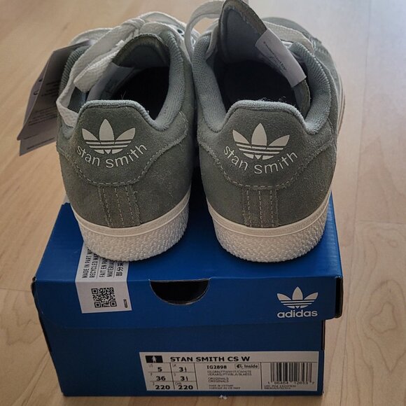 Adidas Originals Stan Smith  Womens Low Top Suede Sneakers in size 5 - BNWT - Picture 3 of 12